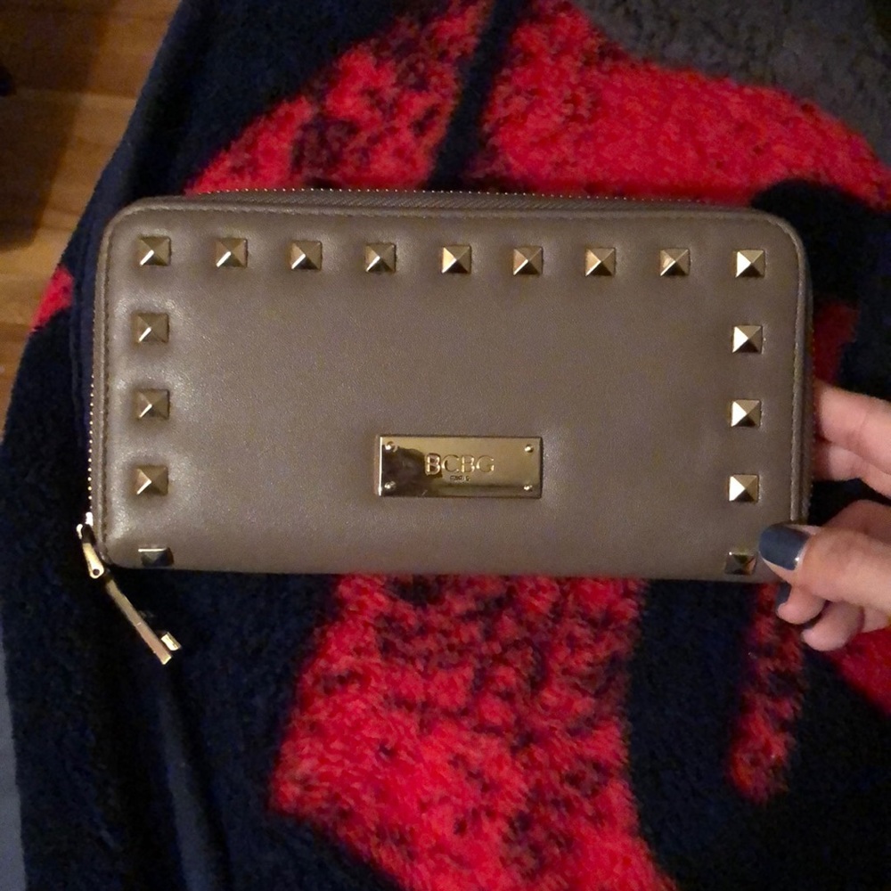 BCBG- Paris clutch